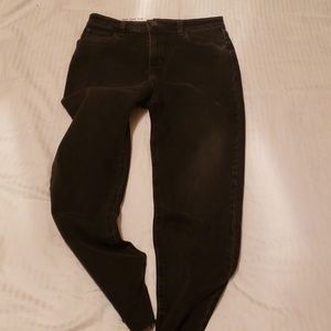 BDG Hr Crop Black Denim Jeans